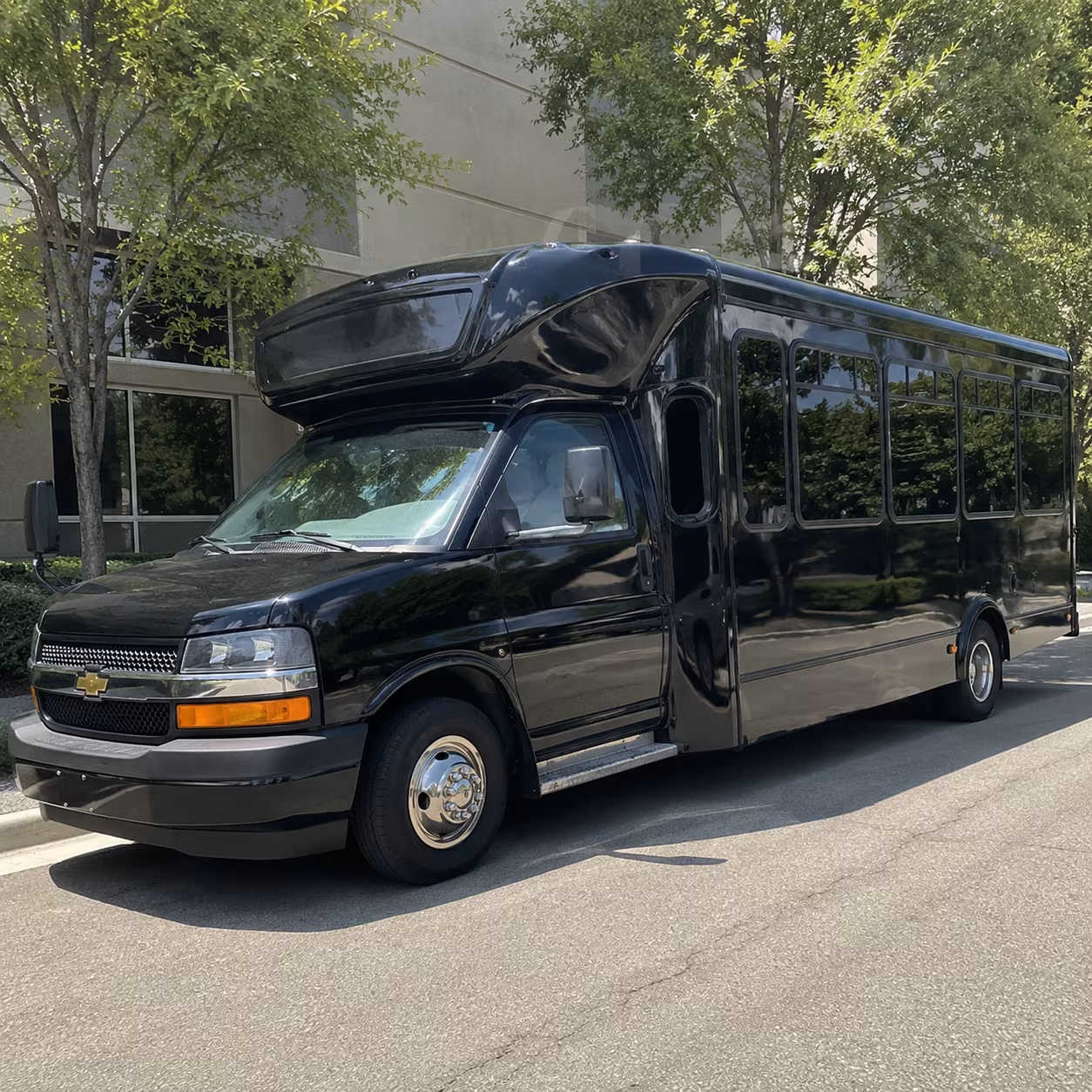 15 Passenger Party Bus Exterior