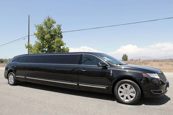 Raleigh 8 Passenger Limo